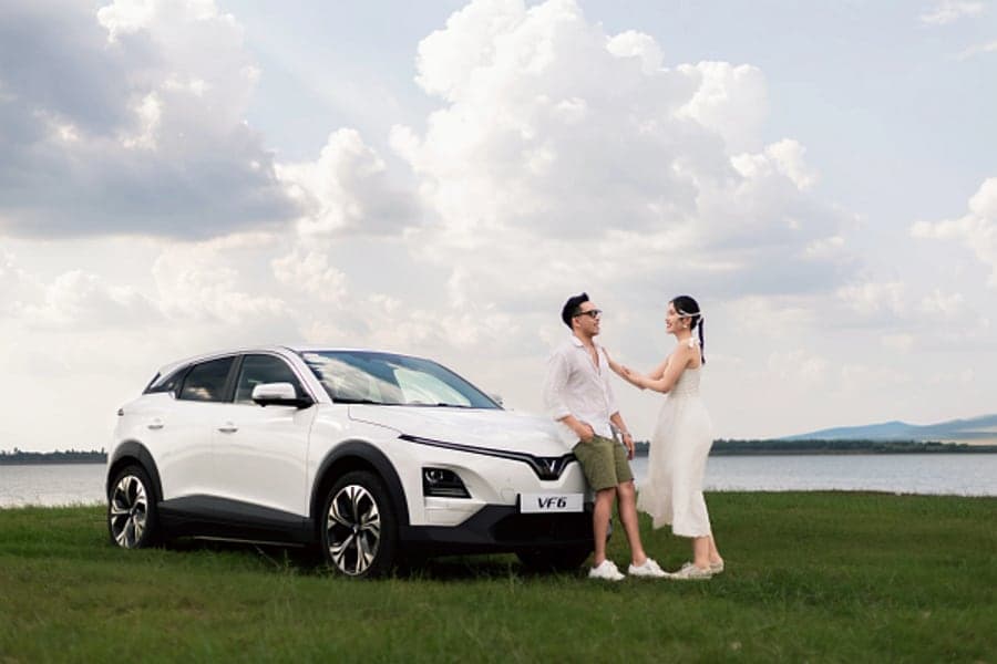 VinFast VF 6 màu trắng Infinity Blanc